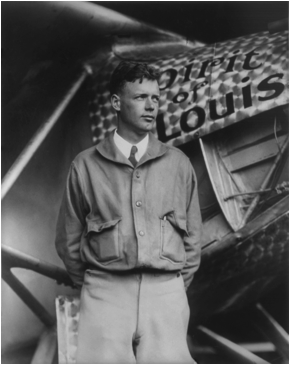 Description: https://upload.wikimedia.org/wikipedia/commons/5/59/Charles_Lindbergh_and_the_Spirit_of_Saint_Louis_%28Crisco_restoration%2C_with_wings%29.jpg