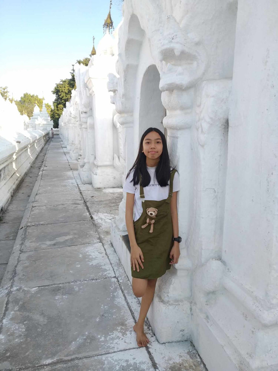 Kuthodaw Pagoda in Mandalay