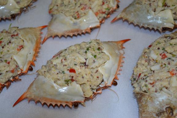 http://www.mavericksouthernkitchens.com/blog/wp-content/uploads/2011/08/13.-Lowcountry-Devil-Crab.jpg