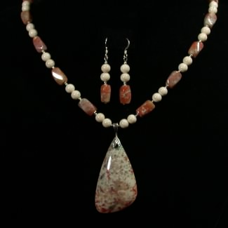 A necklace and earrings