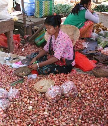 Women selling vegetables