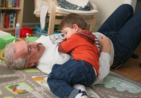 Al and Jack snuggling