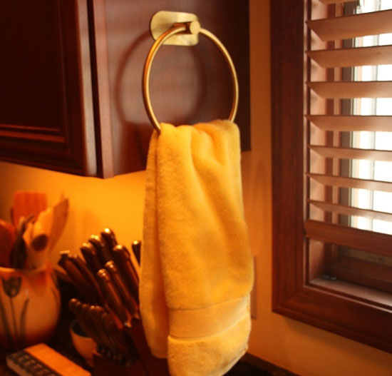 Towel hang